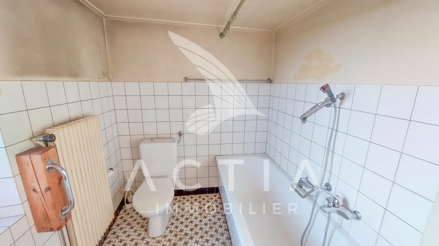 Large Crop Farming with Chicken Hall - Photo 6 of 15