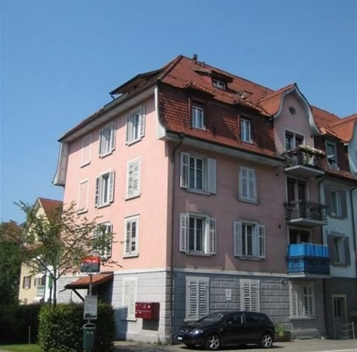 attraktive 3.5 Zimmer-Maisonettewohnung unmittelbar bei ÖV und Einkauf - Foto 1 von 10