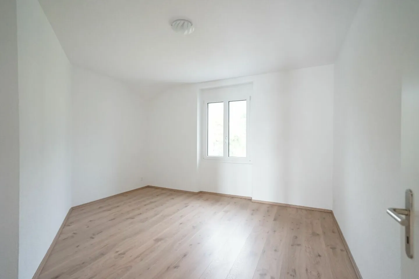 Investissement durable - Immeuble multifamilial entièrement loué dans un état modernisé - Photo 13 sur 16