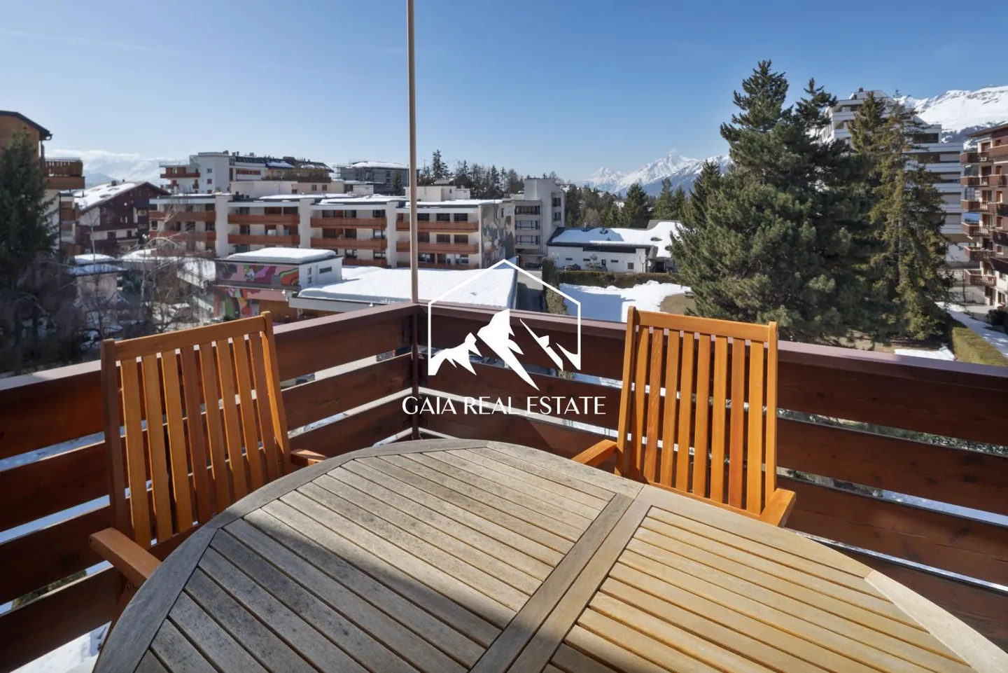 3.5 Room Apartment - Photo 3 of 14