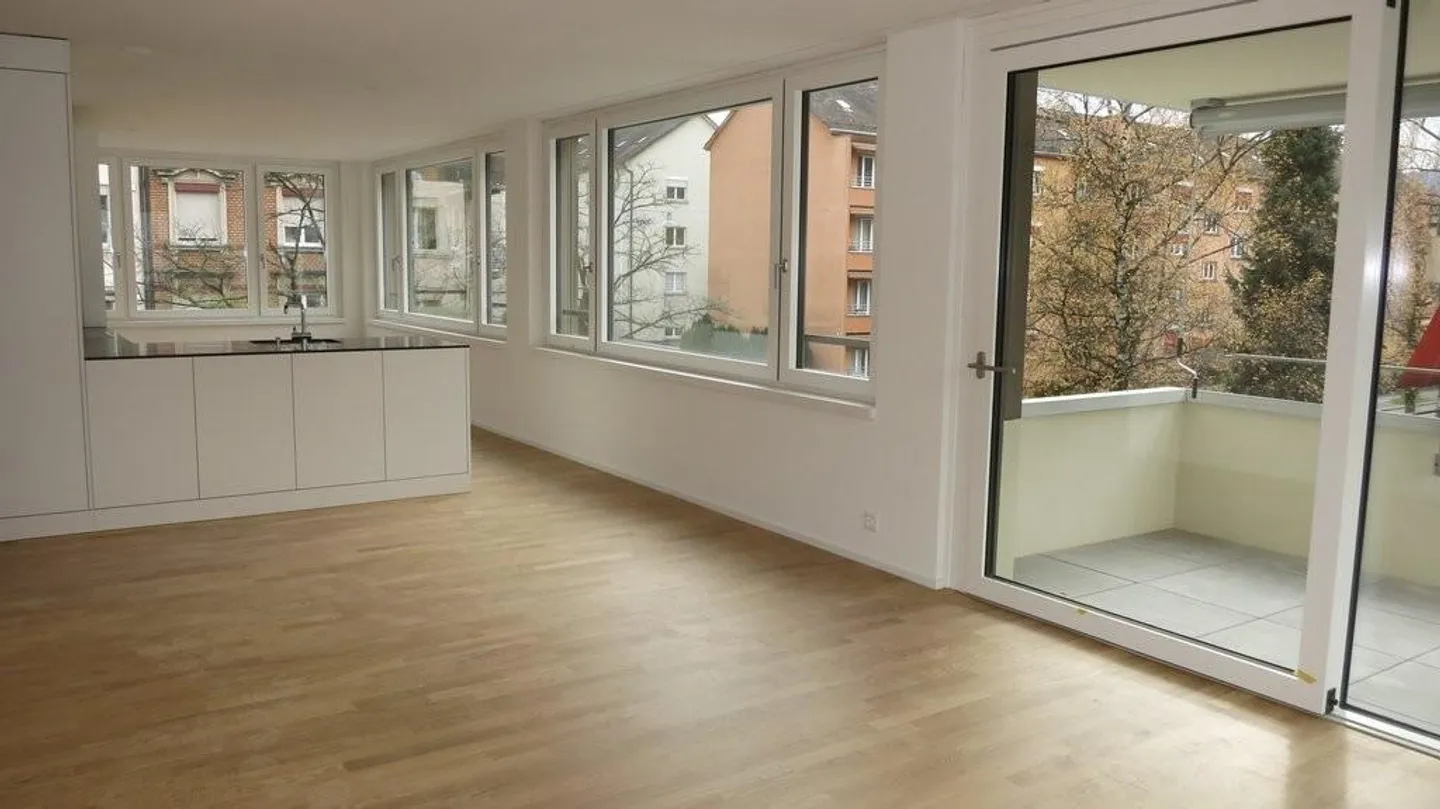 Moderne Wohnung im Herzen von Zürich-Altstetten - Foto 2 von 8