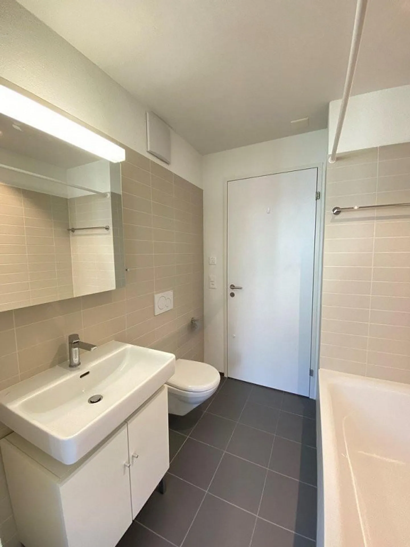 Moderne Wohnung im Herzen von Zürich-Altstetten - Foto 6 von 8