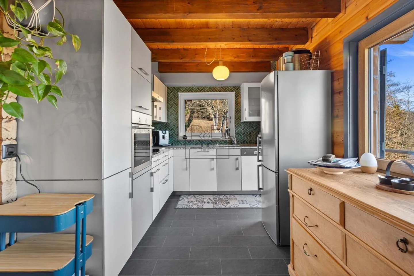 Chalet avec vue sur le lac - Photo 4 sur 8