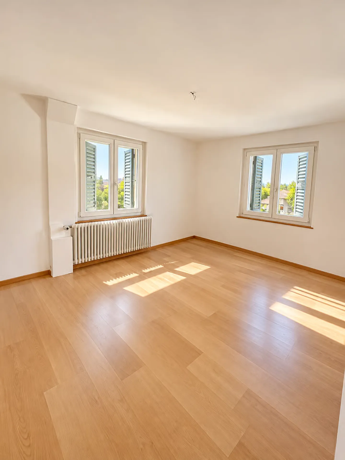 Appartement spacieux avec balcon - Photo 3 sur 6