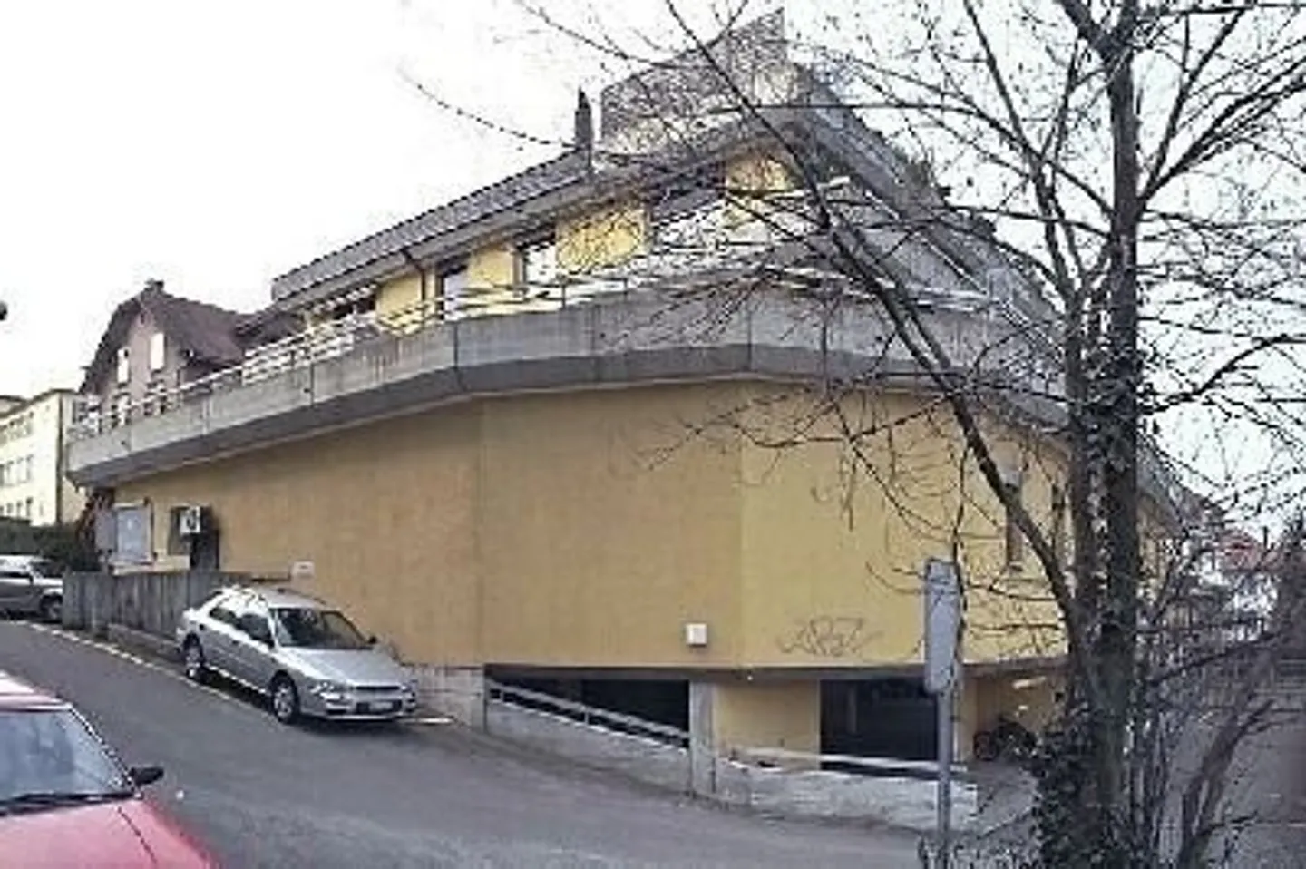 Place de parking à louer à Thalwil - Photo 2 sur 2