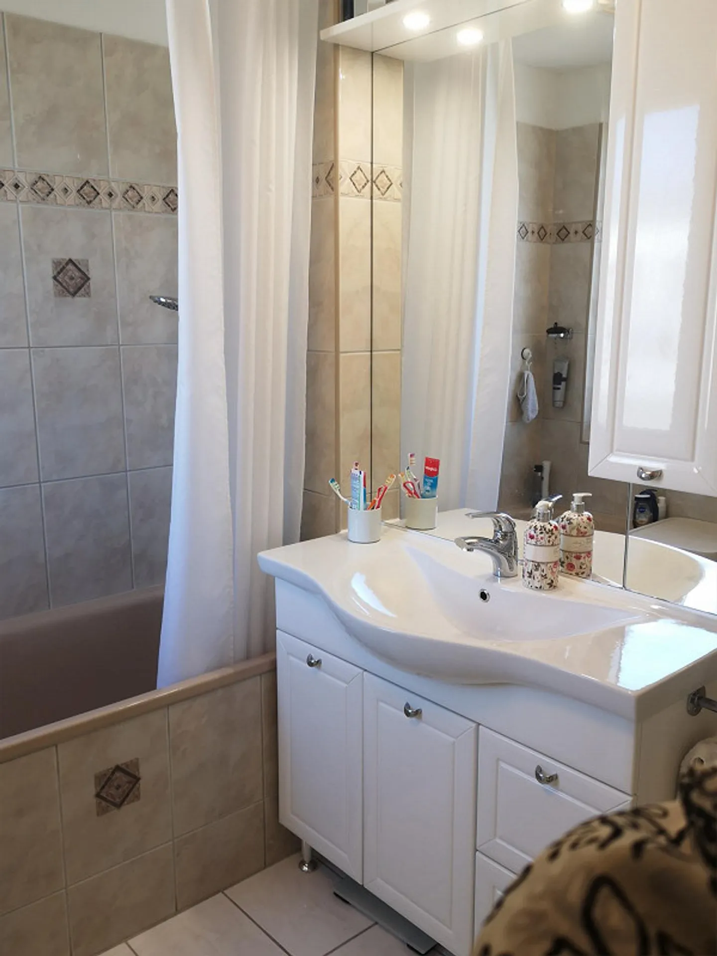 Grosses, top gepflegtes Wohnglück - Foto 5 von 9