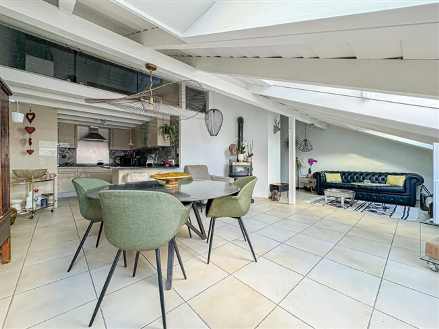 Spacious Maisonette-PSA with 4.5 Rooms in the Village House
Large Garden - Photo 1 of 20