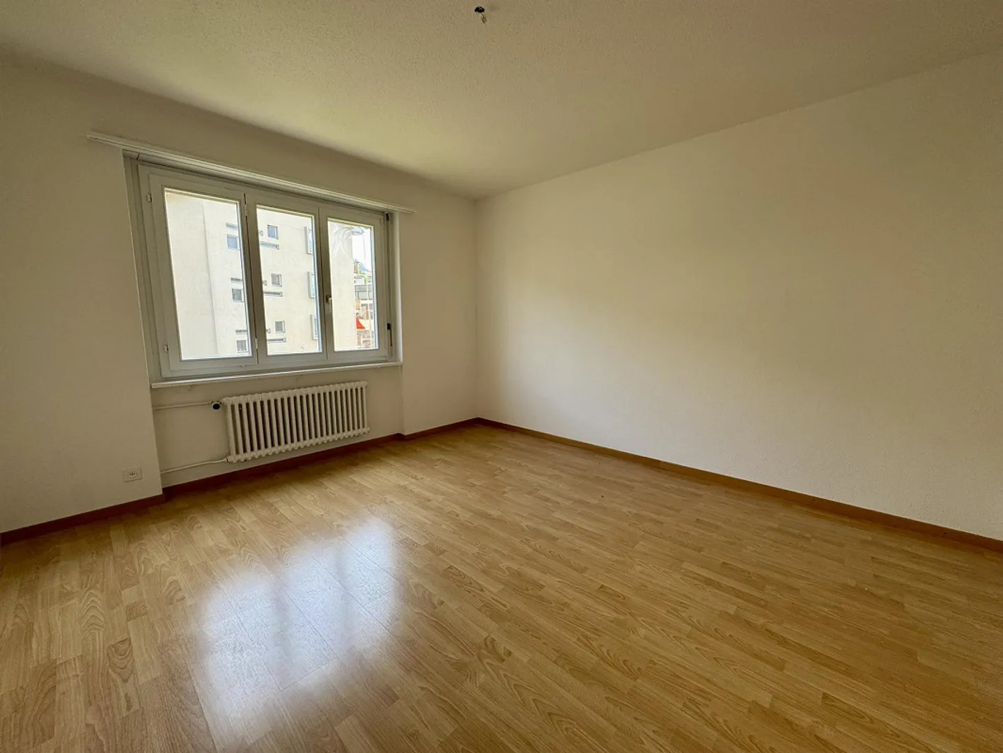 Freshly renovated 4.5-room apartment - directly on Lake Lucerne - Photo 7 of 10