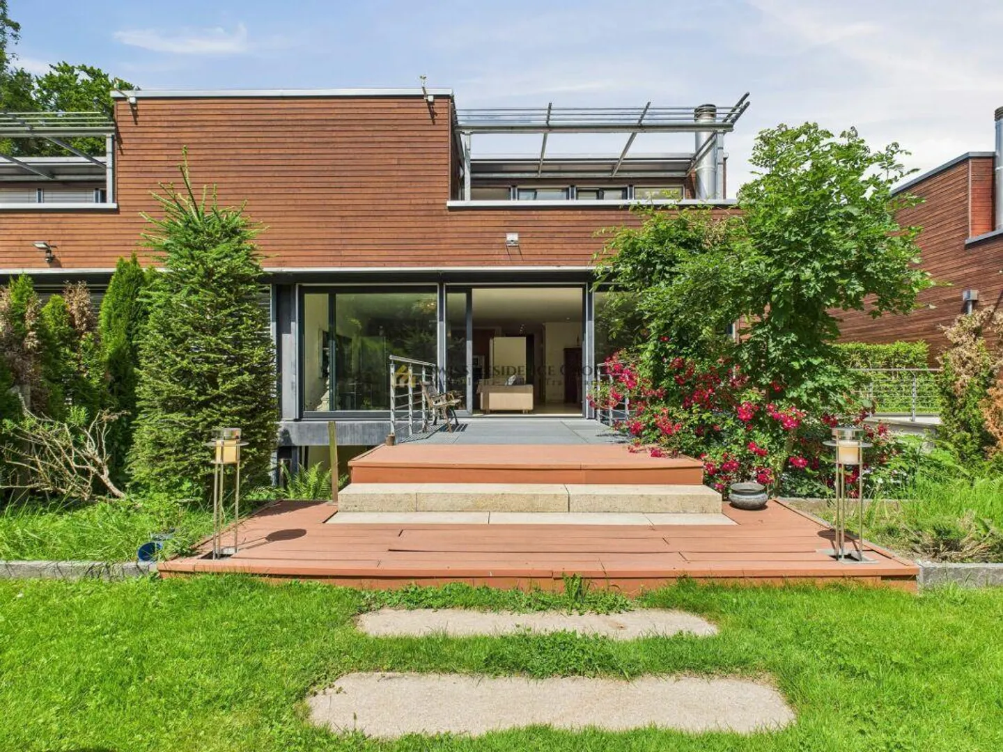 Casa bifamiliare da sogno: lusso, natura ed esclusività ai massimi livelli - Foto 2 di 20