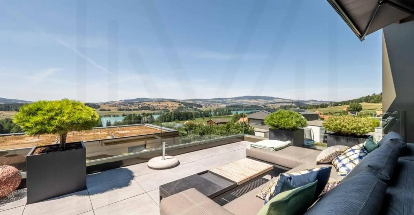 Appartement en terrasse d'exception ? Une alliance parfaite entre élégance, panorama et qualité de vie - Photo 1 of 12