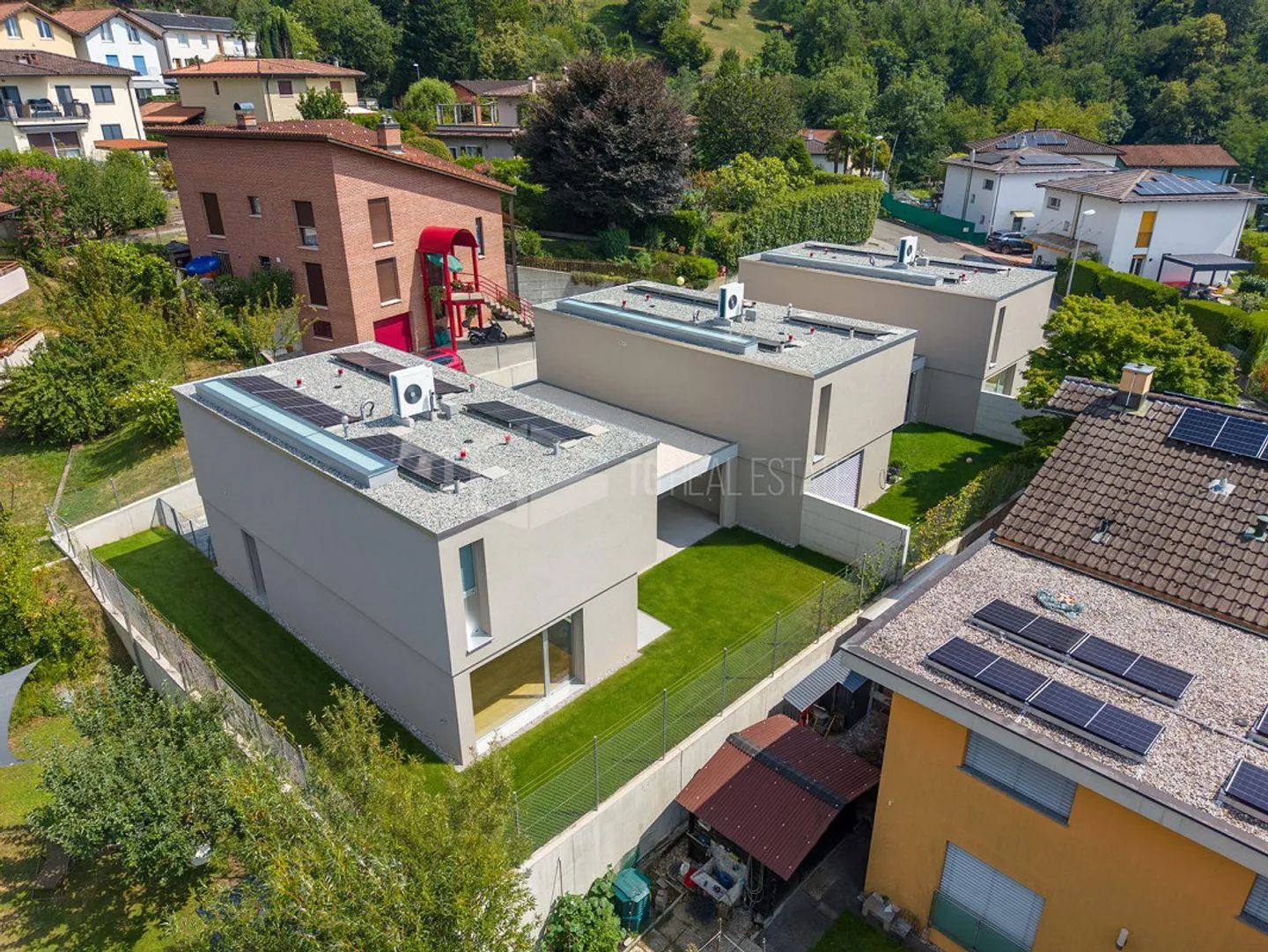 MODERNA CASA DI 5.5 LOCALI CON GIARDINO - Photo 17 sur 17