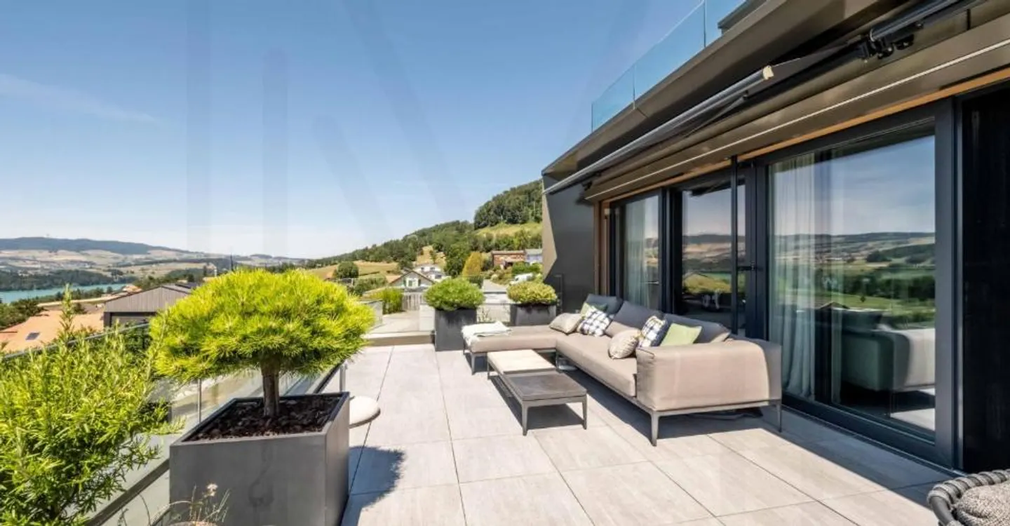 Appartement en terrasse d'exception ? Une alliance parfaite entre élégance, panorama et qualité de vie - Photo 3 of 12