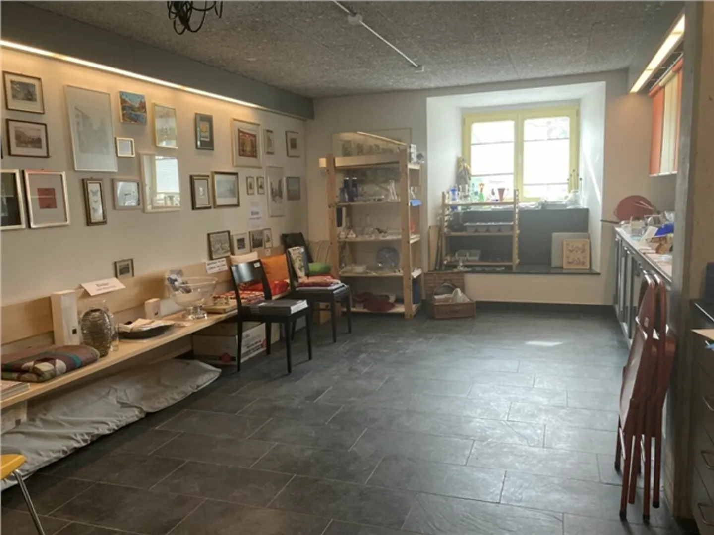 Espace commercial 45 m² - Photo 1 sur 6
