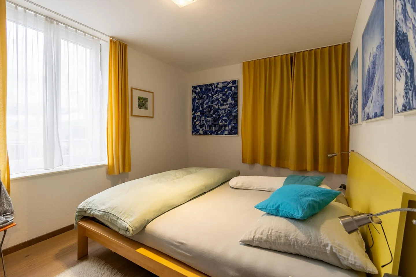 Well-maintained 3.5-room apartment with lake view - Photo 9 of 11