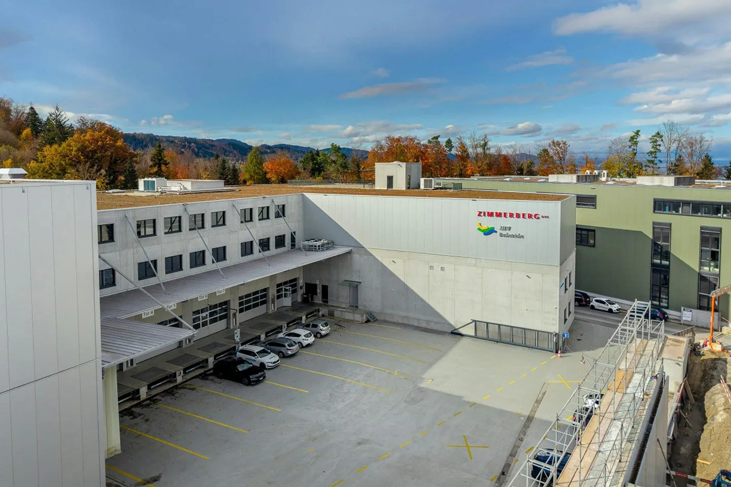 6 m hohe, moderne Lagerflächen ab 500 m2 in Minergie Neubau. An Aut... - Foto 3 von 11