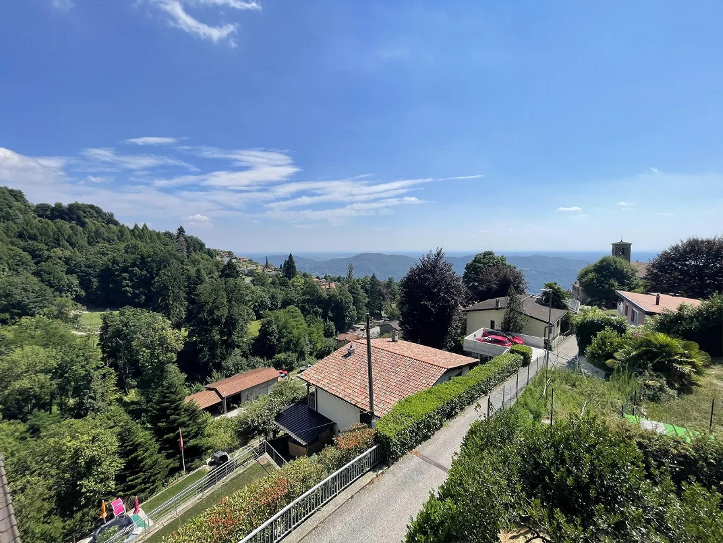 Bella casa unifamiliare in posizione panoramica - Foto 1 di 13