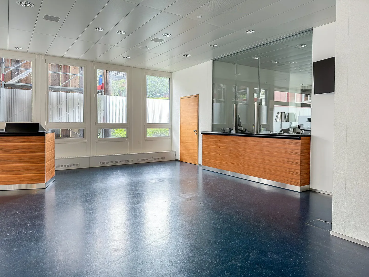 Dienstleistungsfläche an zentraler Lage - Foto 2 von 13