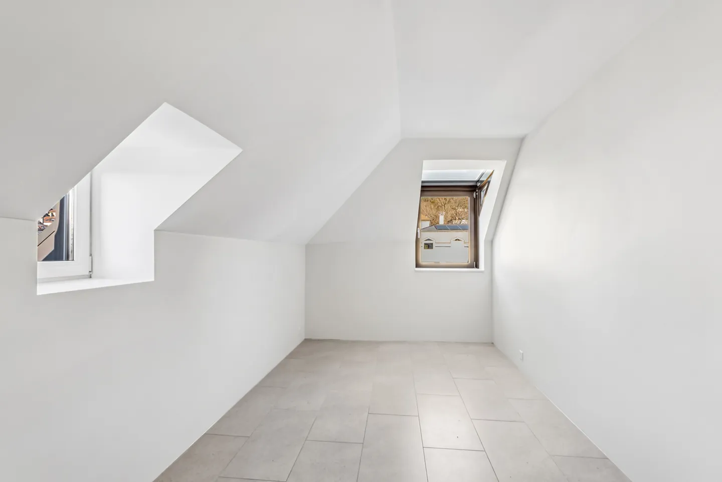 Spazioso e luminoso duplex in una residenza Art Déco - Foto 9 di 14