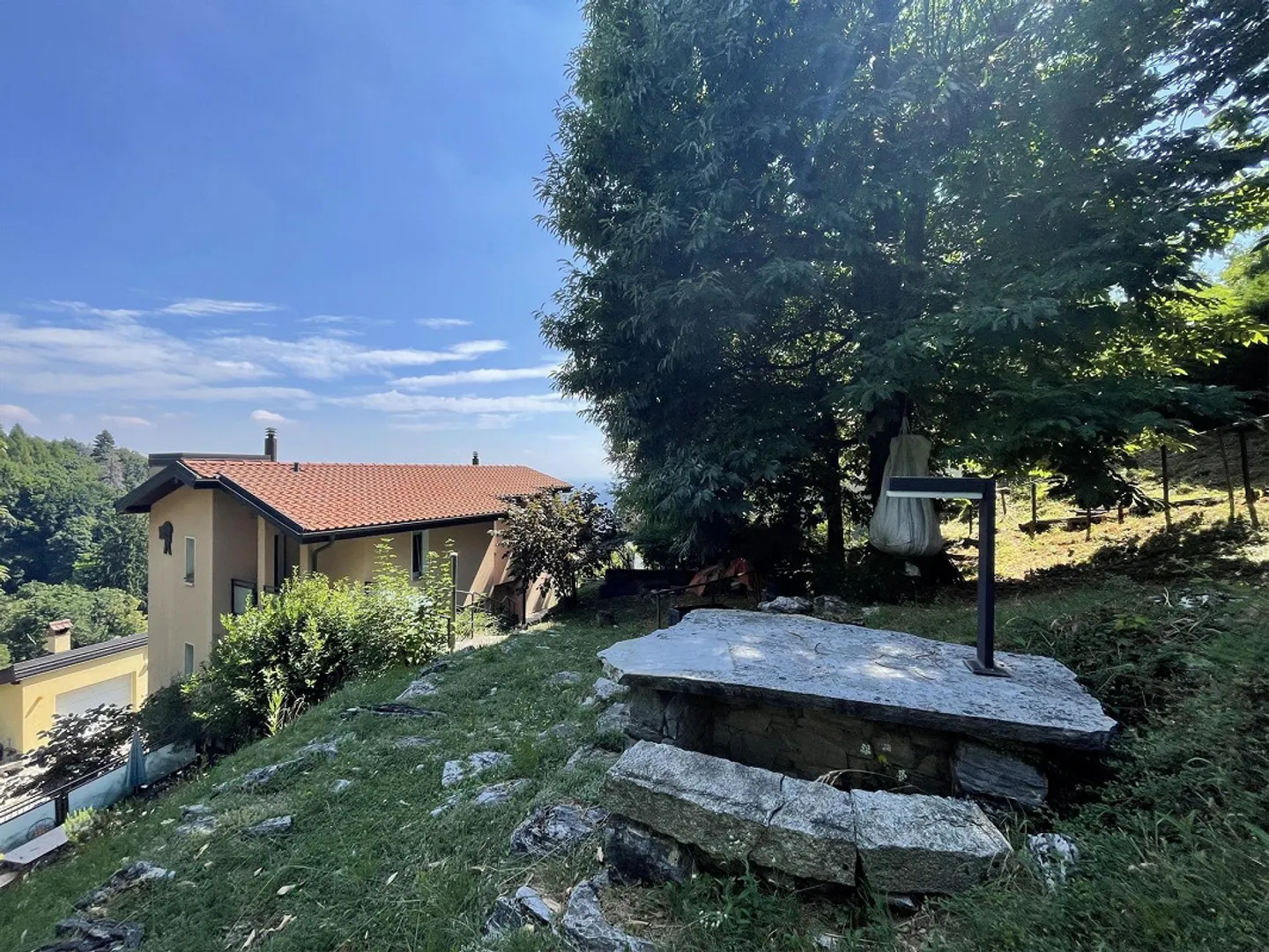 Bella casa unifamiliare in posizione panoramica - Foto 5 di 13