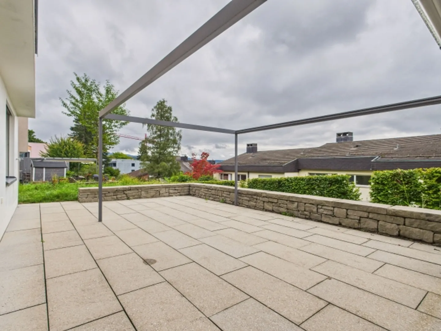 Modern home with elevator, plenty of light and wonderful mountain views - Photo 11 of 12