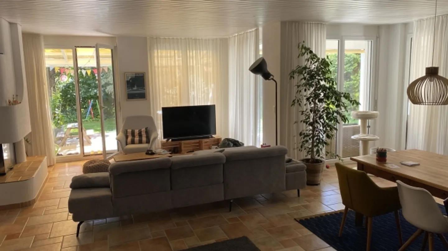 «5½ ZI-WOHNUNG IN SCHAFFHAUSEN, MÖBLIERT, TEMPORÄR» - Foto 1 von 7