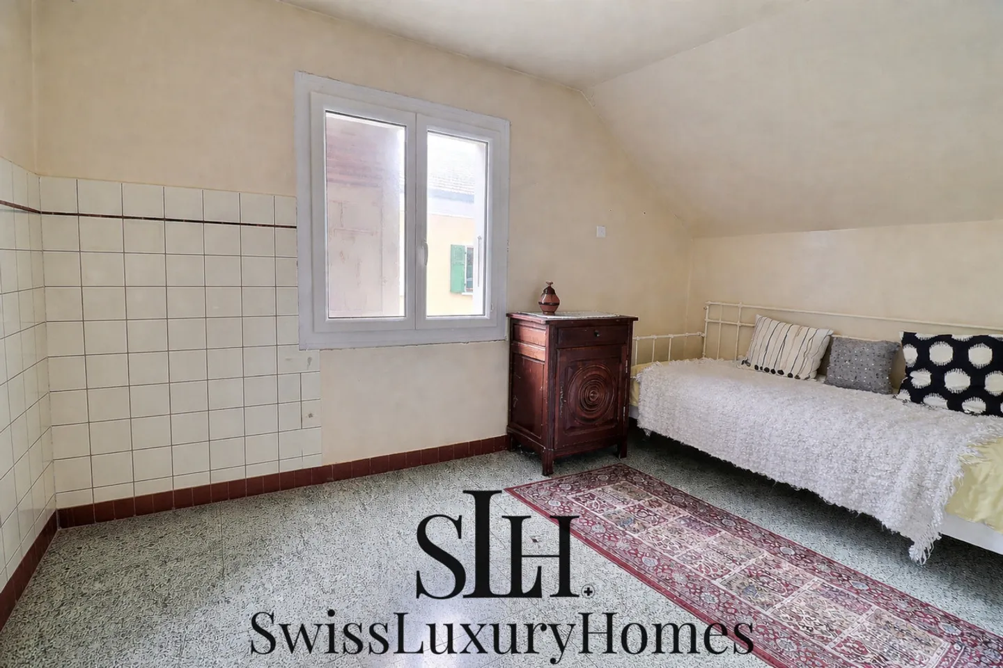 Opportunity - Village house to renovate in Evionnaz (VS) - Photo 7 of 16