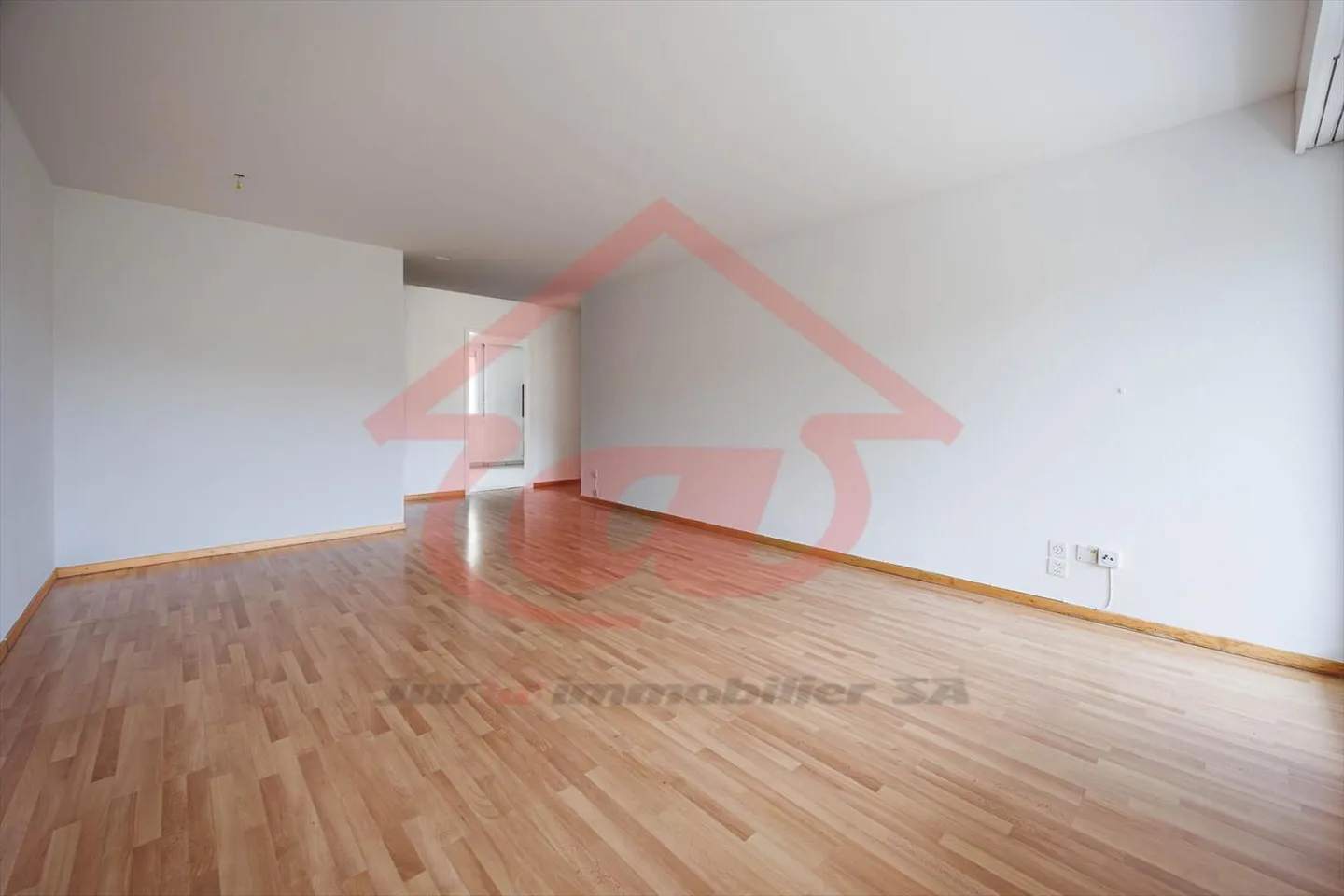 4.5 Room Apartment - Photo 3 of 18