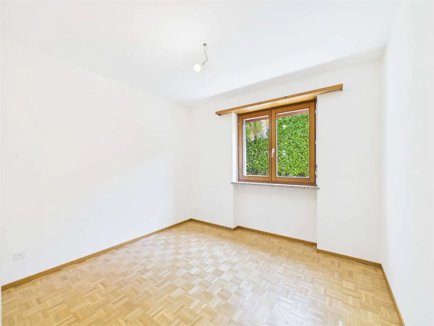 Renovated 4.5 Room Apartment - Photo 6 of 12
