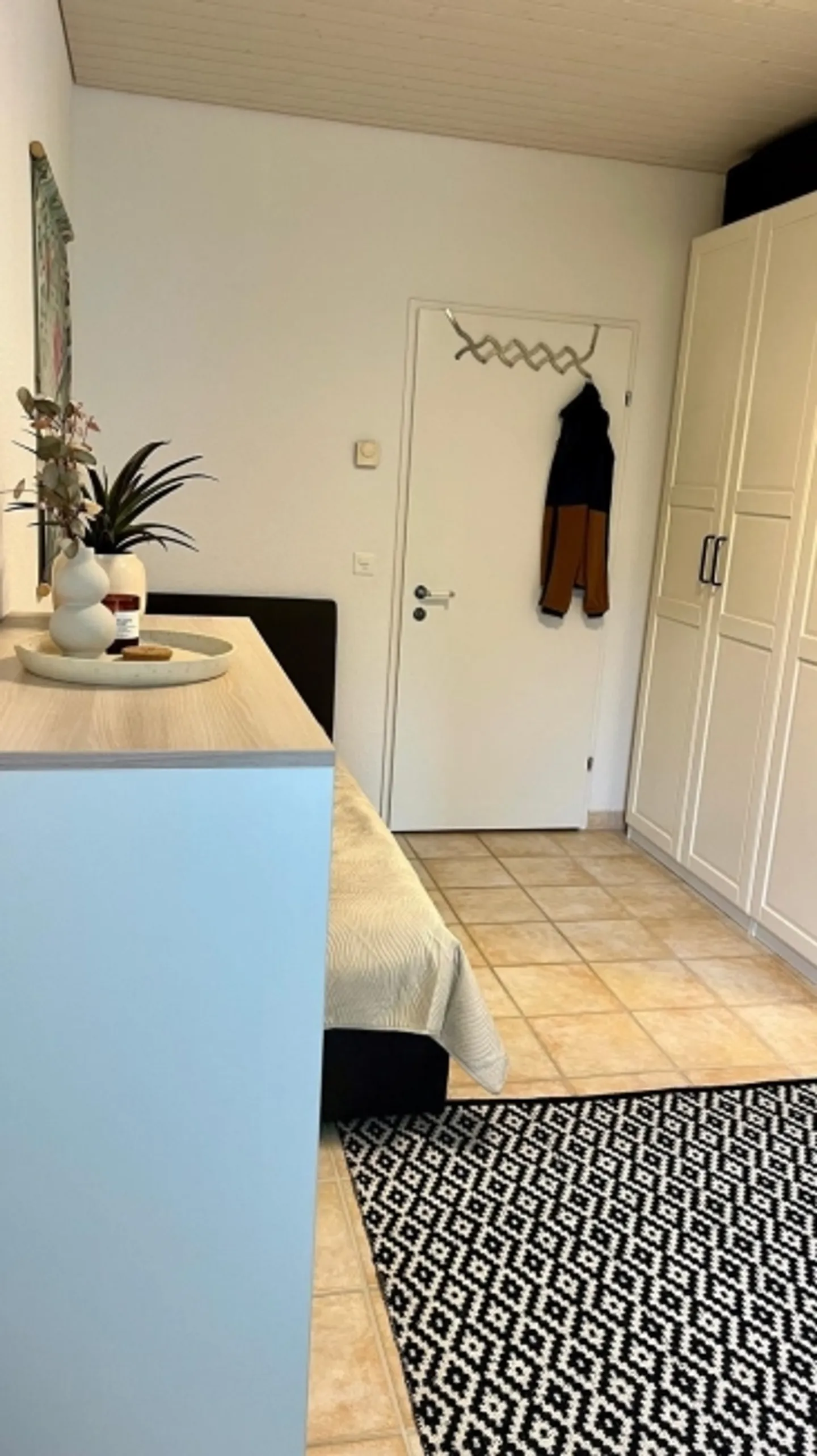 «5½ ZI-WOHNUNG IN SCHAFFHAUSEN, MÖBLIERT, TEMPORÄR» - Foto 6 von 7