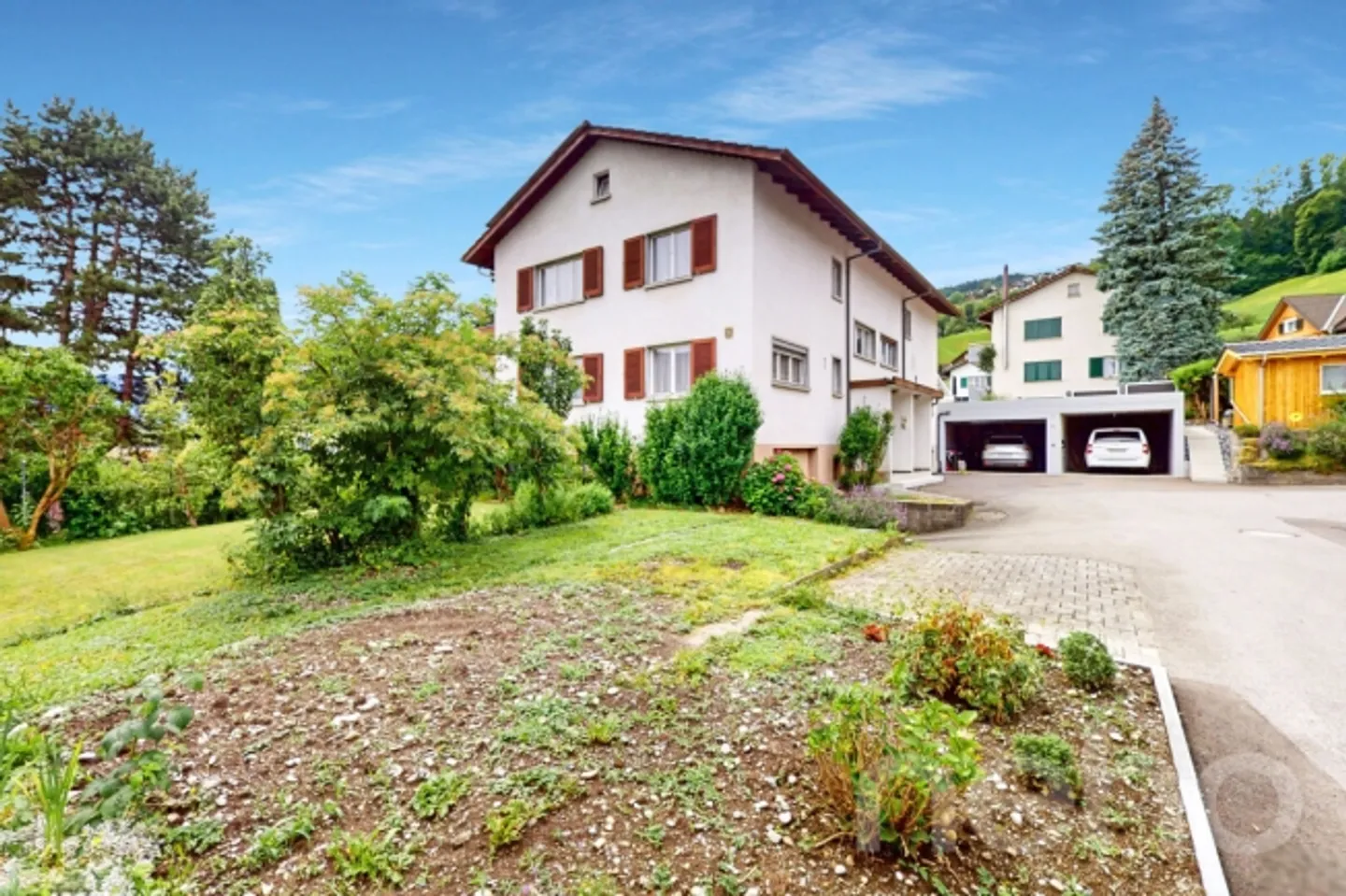 Semi-Detached House with Garden and Potential in Gams - Photo 1 of 13