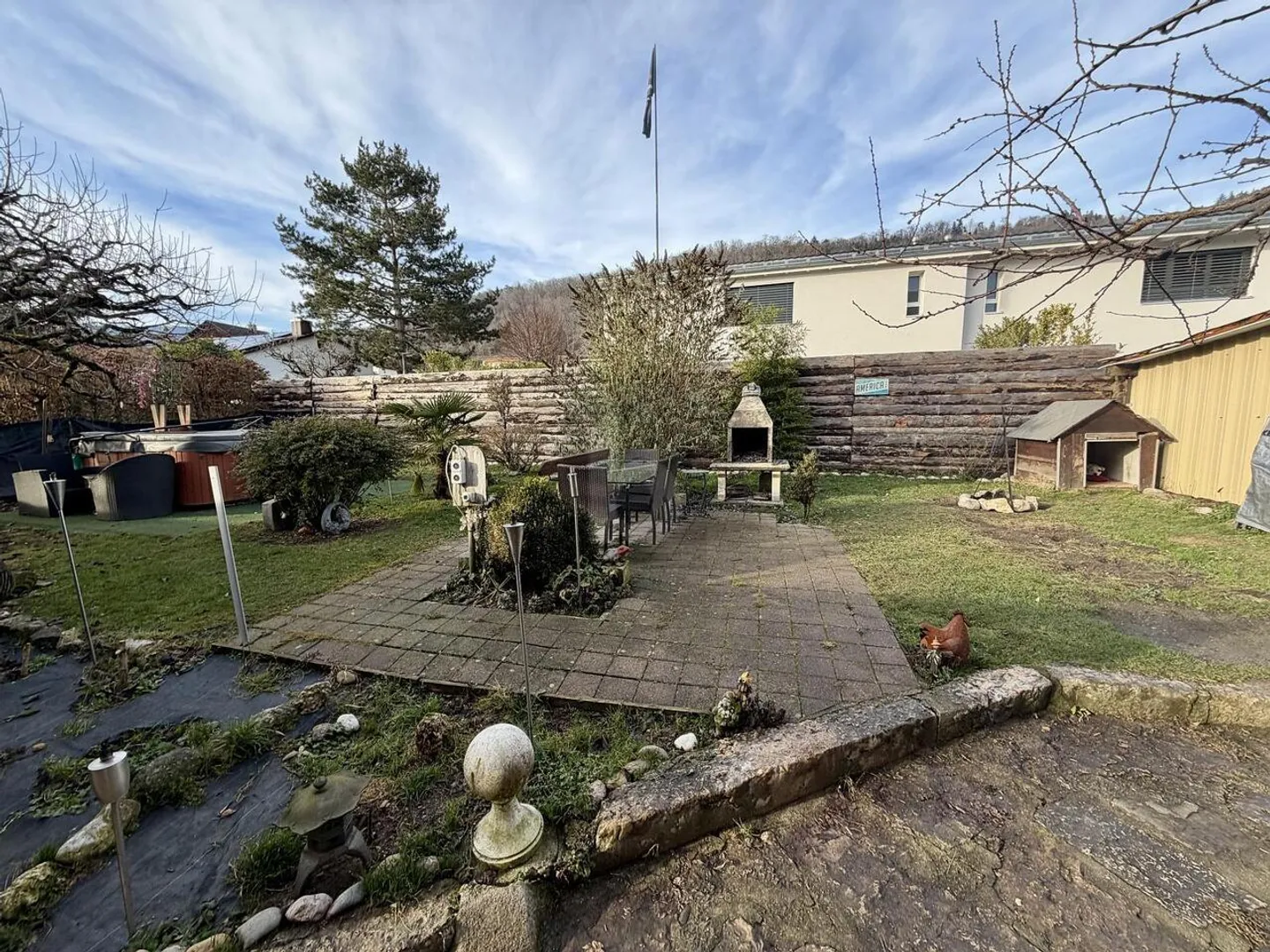 EXCLUSIVE QUALITY OF LIFE IN A GREEN ENVIRONMENT - Photo 2 of 6