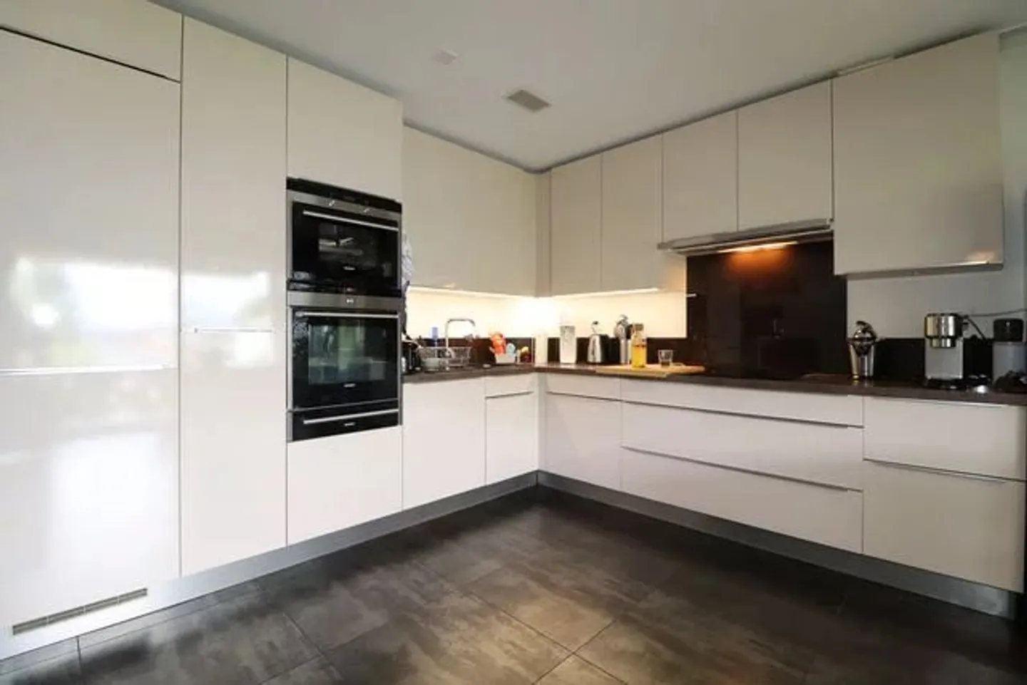 4.5-room apartment on the 1st floor. - Photo 6 of 13
