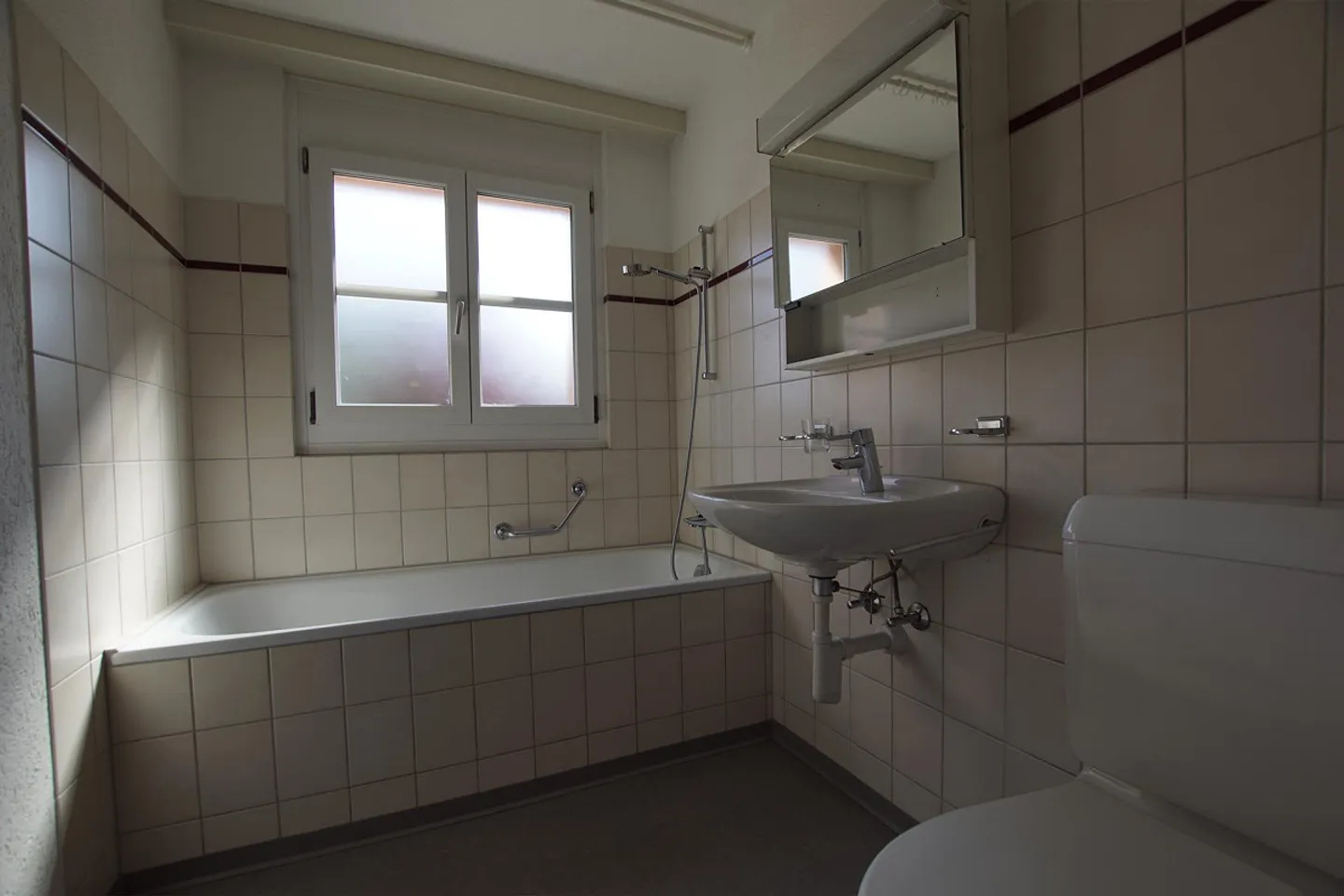 Geräumige Familienwohnung im Grünen - Foto 14 von 16