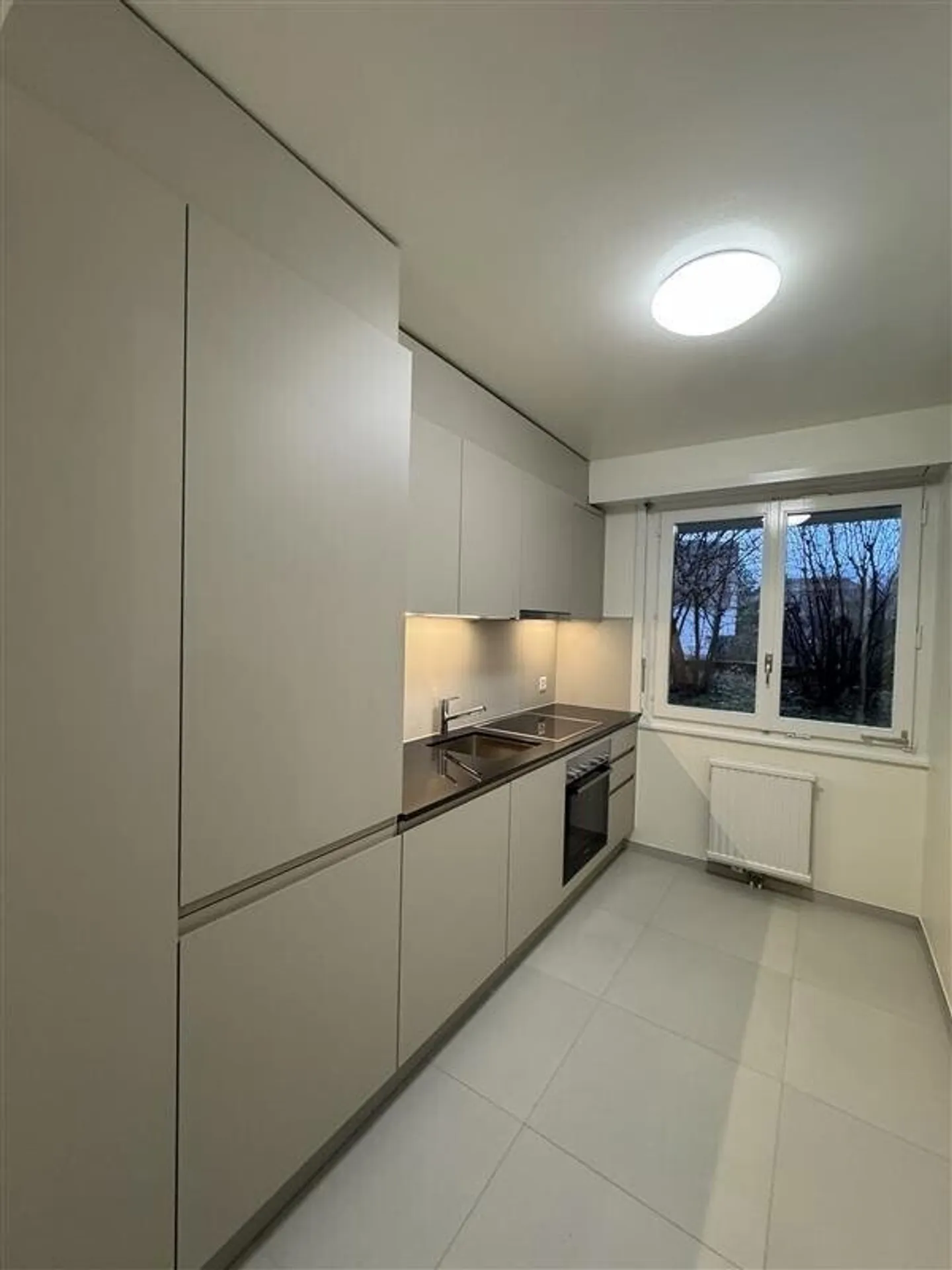 Appartamento ristrutturato in affitto - Foto 2 di 8