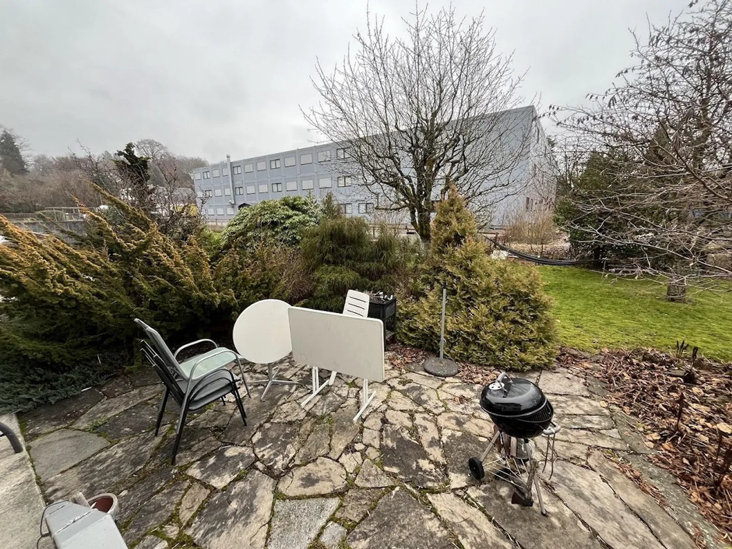 Charmante 4½ Zimmer-Wohnung mit Garten - Foto 9 von 10