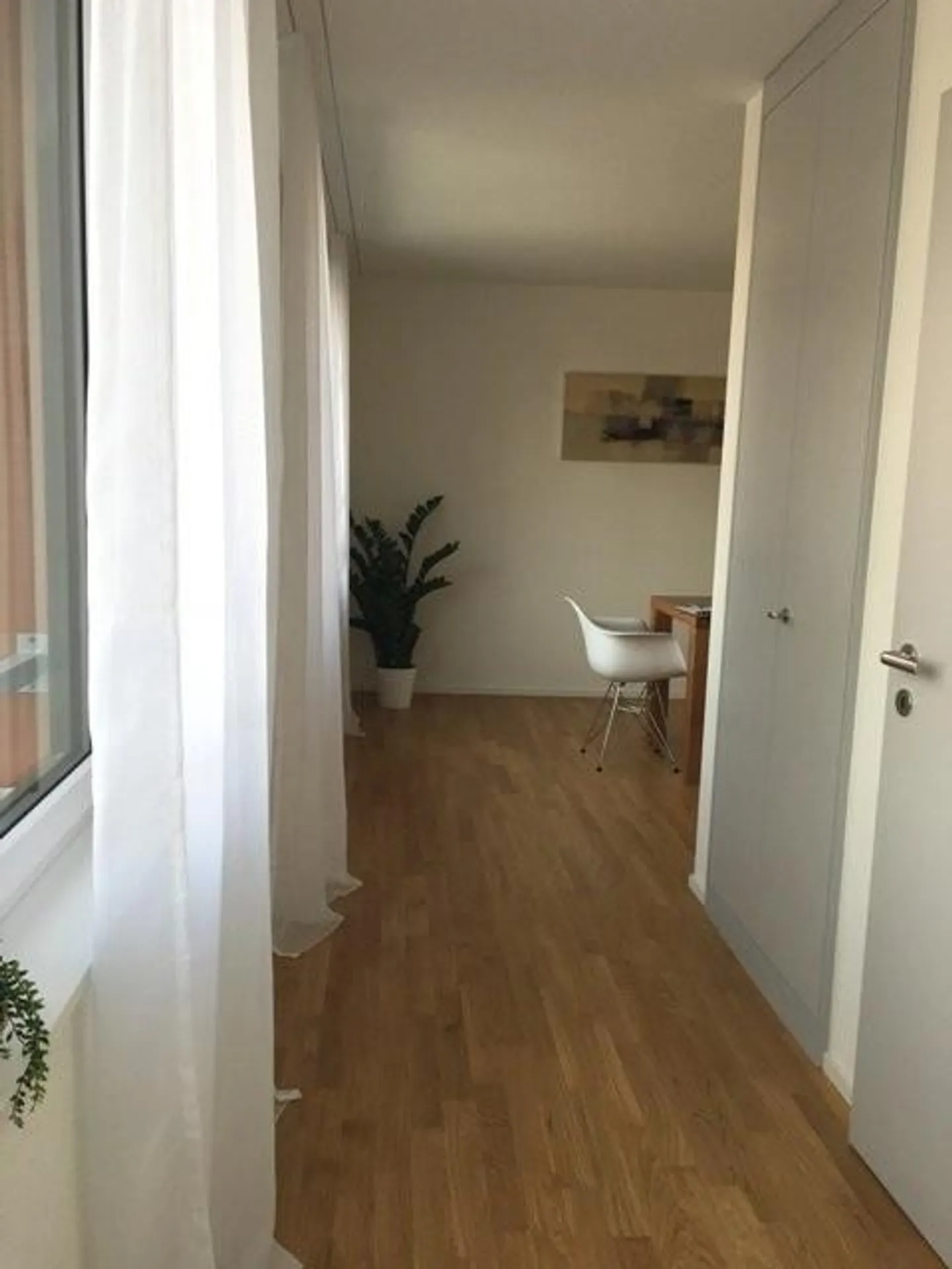 Beautiful apartment near the lake - Photo 9 of 10