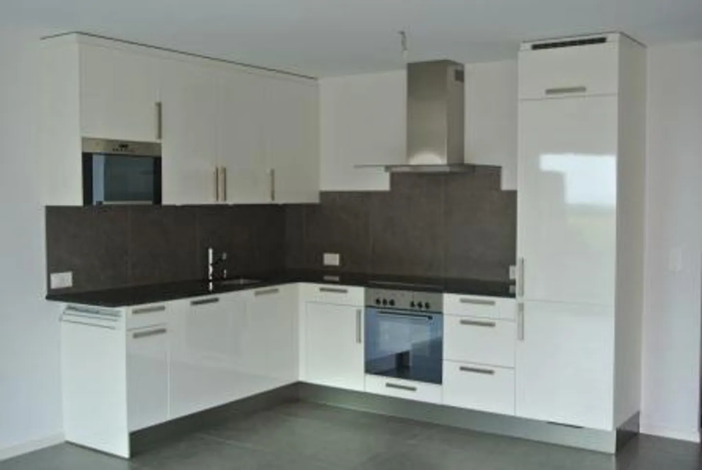 Bel Appartement Duplex à Etoy - Photo 3 sur 5