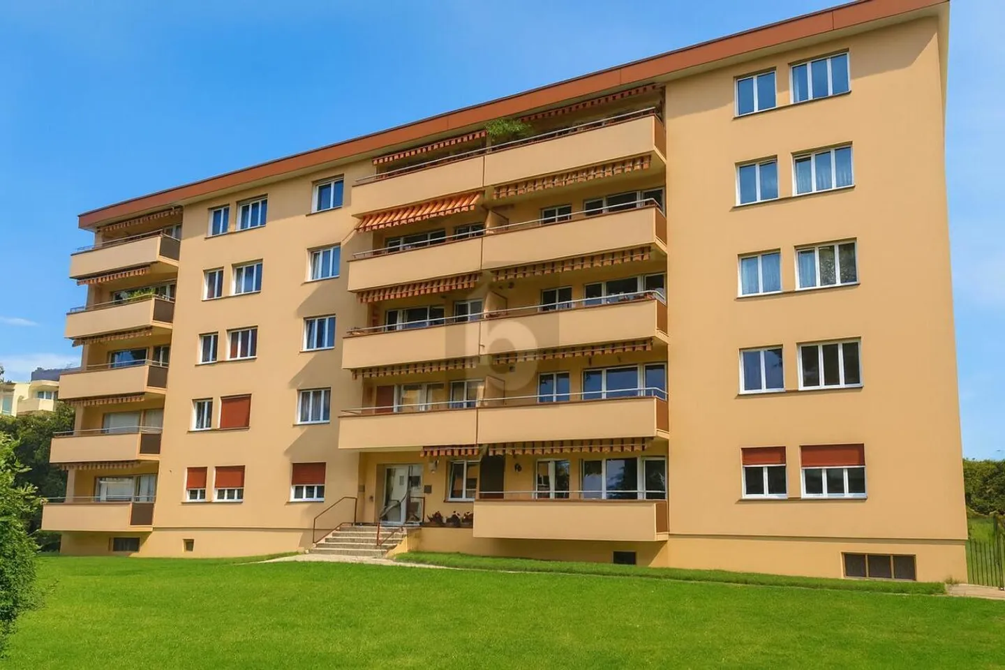 ENTIRELY RENOVATED, TOP FLOOR WITH BALCONY - Photo 1 of 6