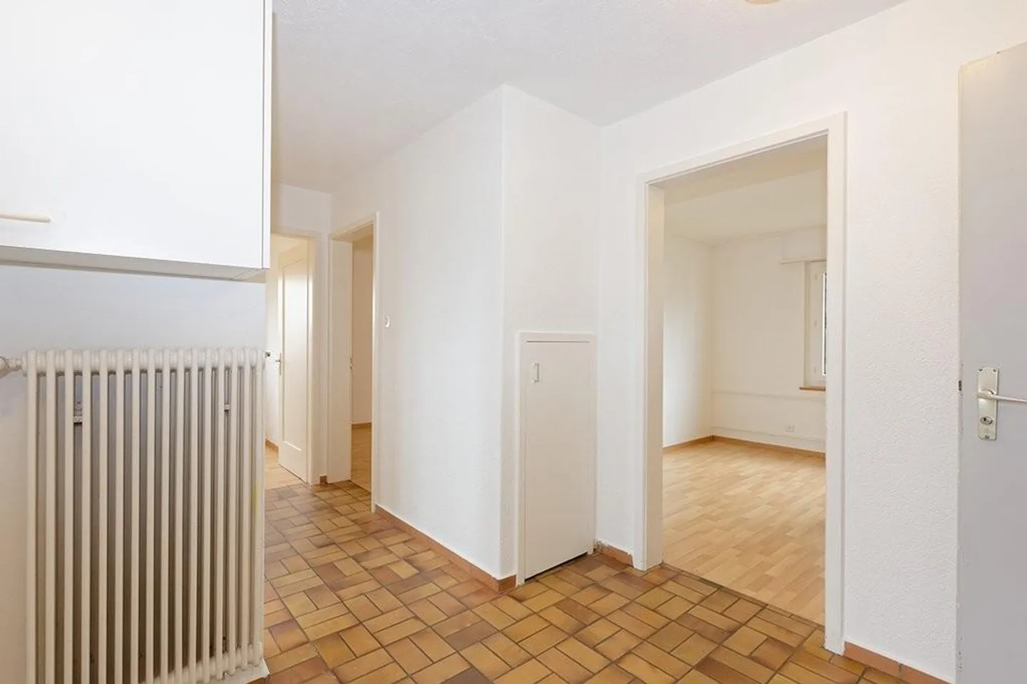 Appartamento accogliente con 3 camere e vista sul Giura - Foto 3 di 11