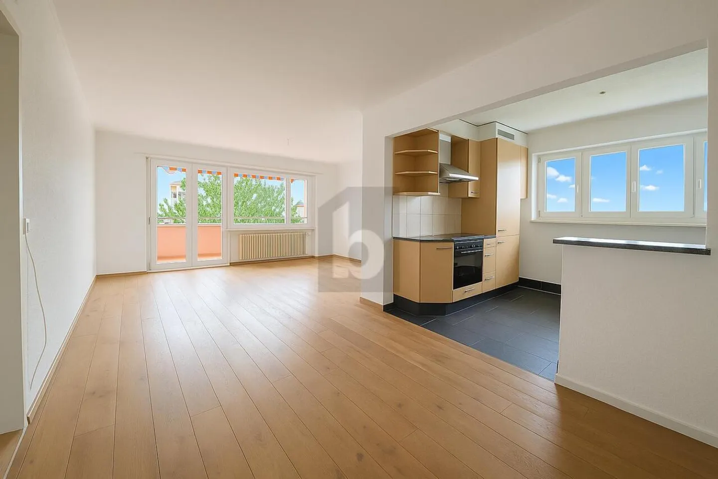 ENTIRELY RENOVATED, TOP FLOOR WITH BALCONY - Photo 2 of 6