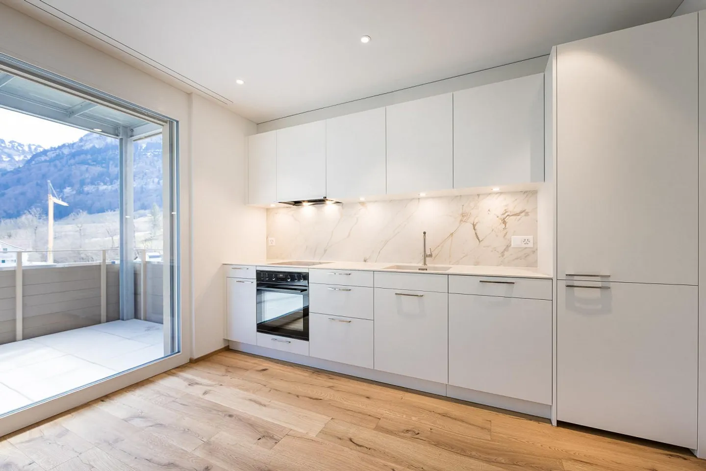 Cozy 2.5 Room Apartment - Photo 1 of 12