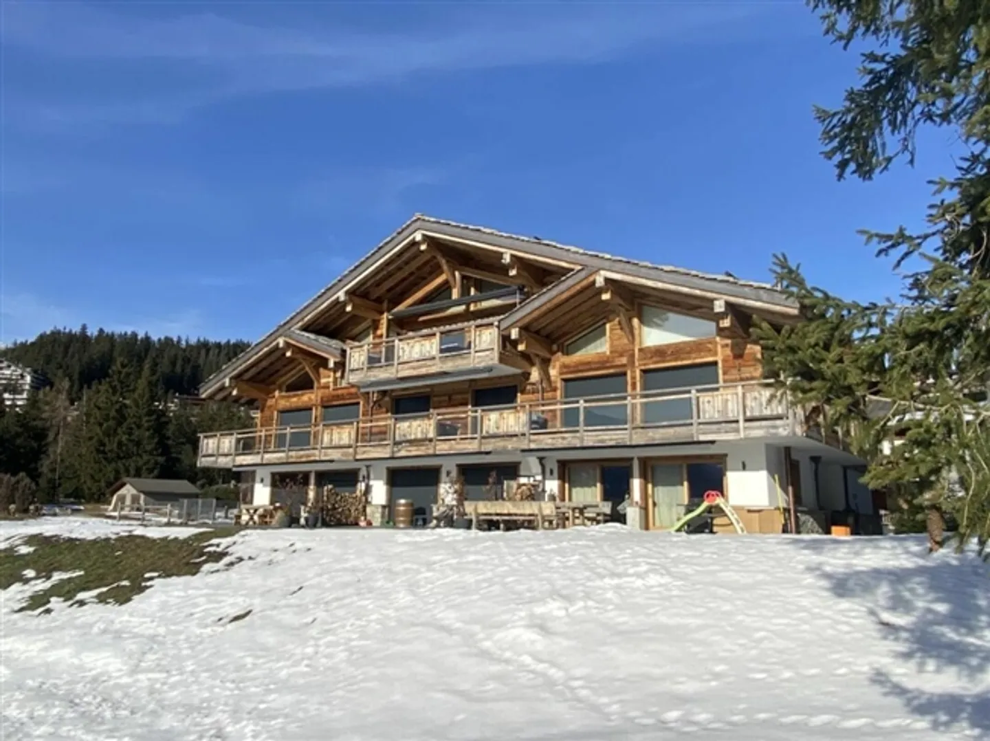 2.5 Room Apartment in Crans-Montana - Photo 9 of 11