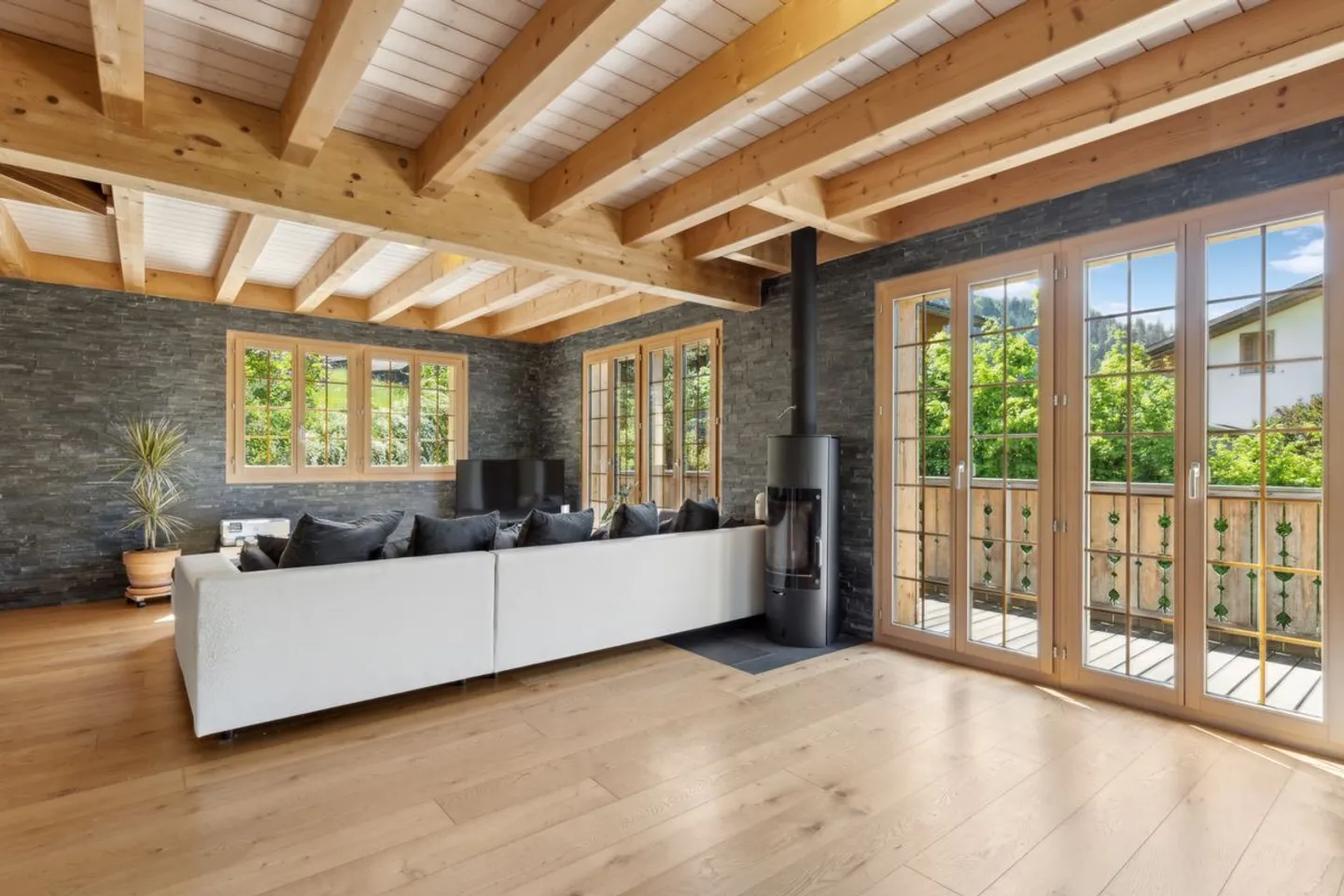 Traumchalet an bester Lage - Foto 7 von 8