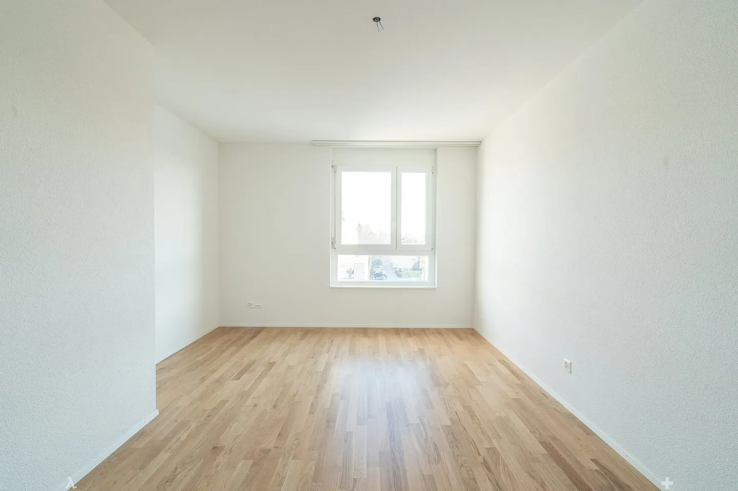 Moderne Attikawohnung in Biel - Foto 3 von 8