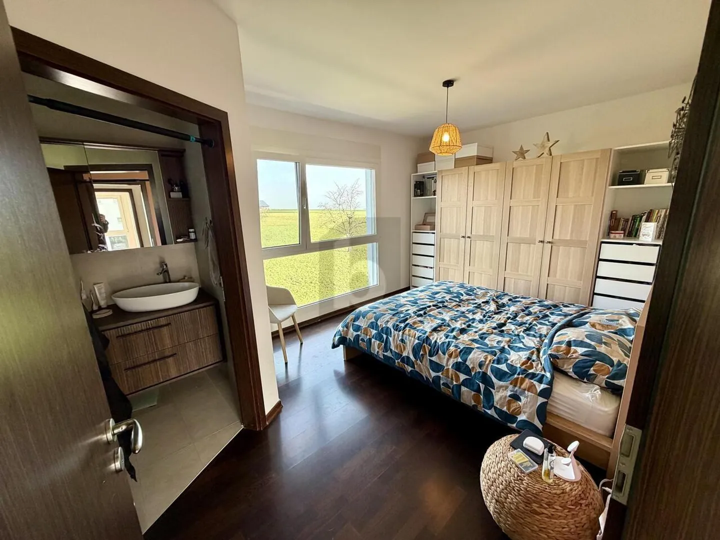 CHIARO, CALMO E CONFORTEVOLE CON VERANDA - Foto 4 di 6