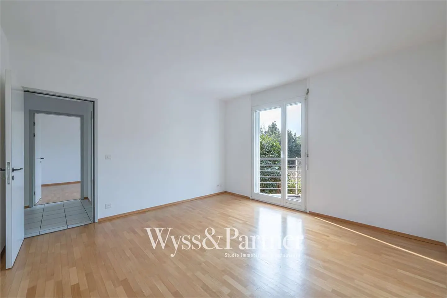 Appartamento spazioso con vista lago - Foto 6 di 13