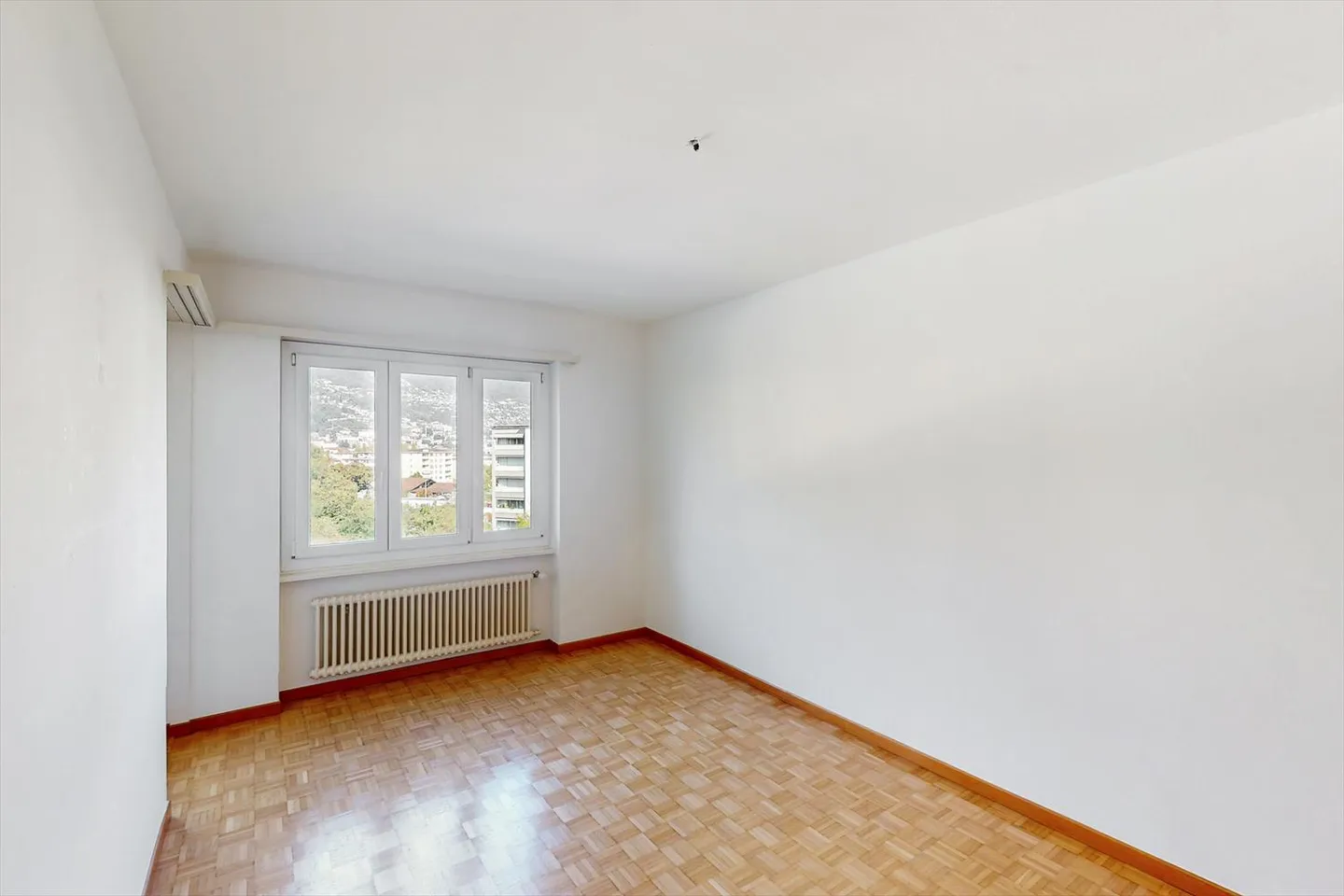 2-room apartment - Photo 6 of 8