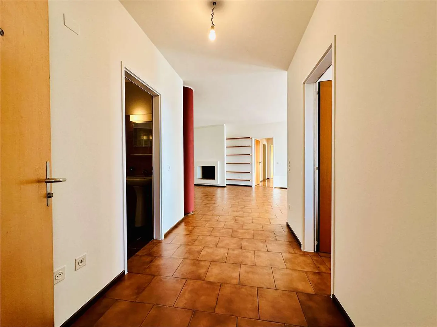 Vacallo - 3.5 Zimmer Wohnung mit panoramischer Aussicht zu vermieten - Foto 2 von 12