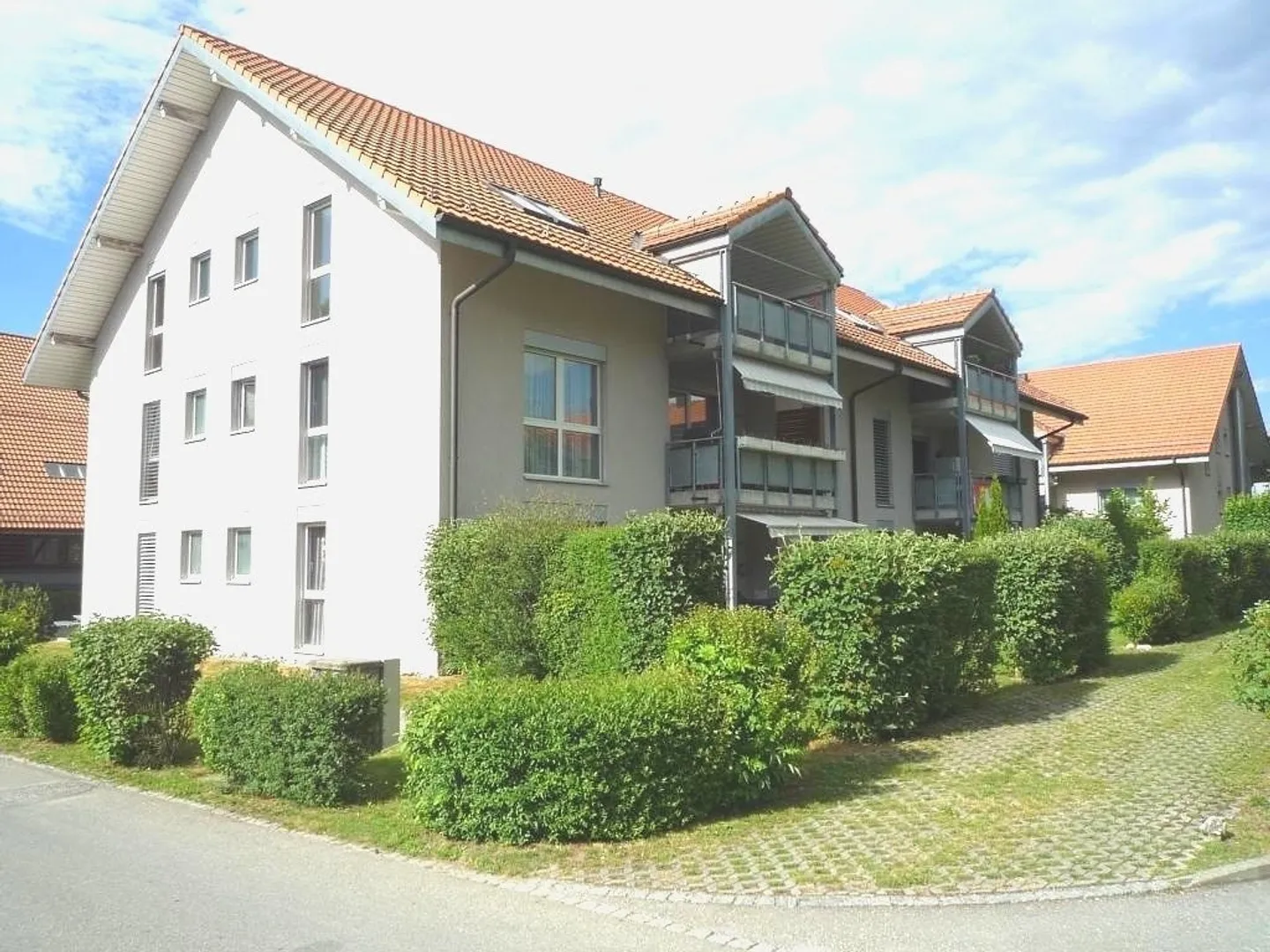 Moderne 3.5-Zimmerwohnung - Foto 1 von 7