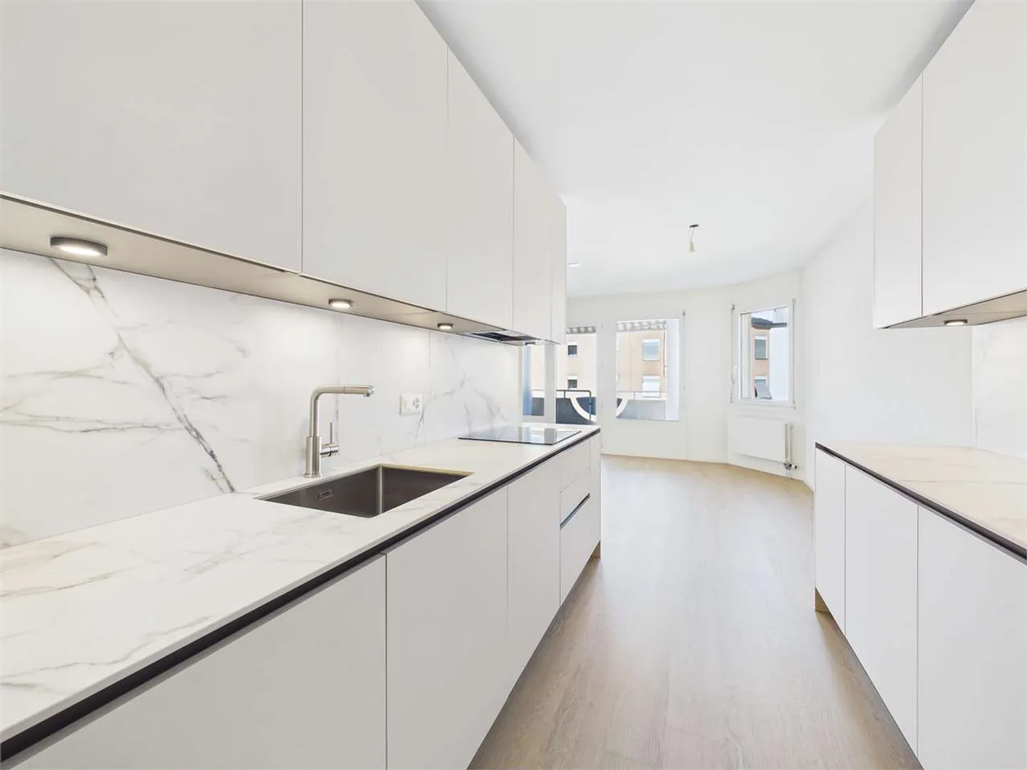 Renovated Studio Apartment - Photo 4 of 10